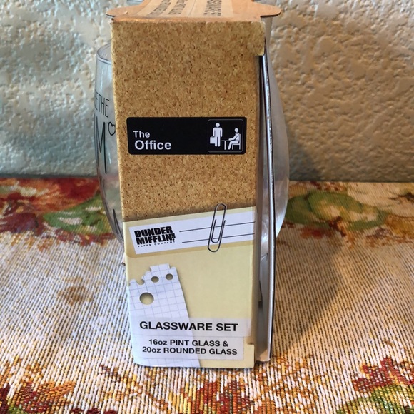 The Office “Pam & Jim” Glassware Set - Picture 7 of 8